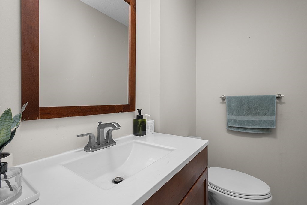 41 Murray Road, Unit 41 Newton, MA 02465 - Photo 14 of 29