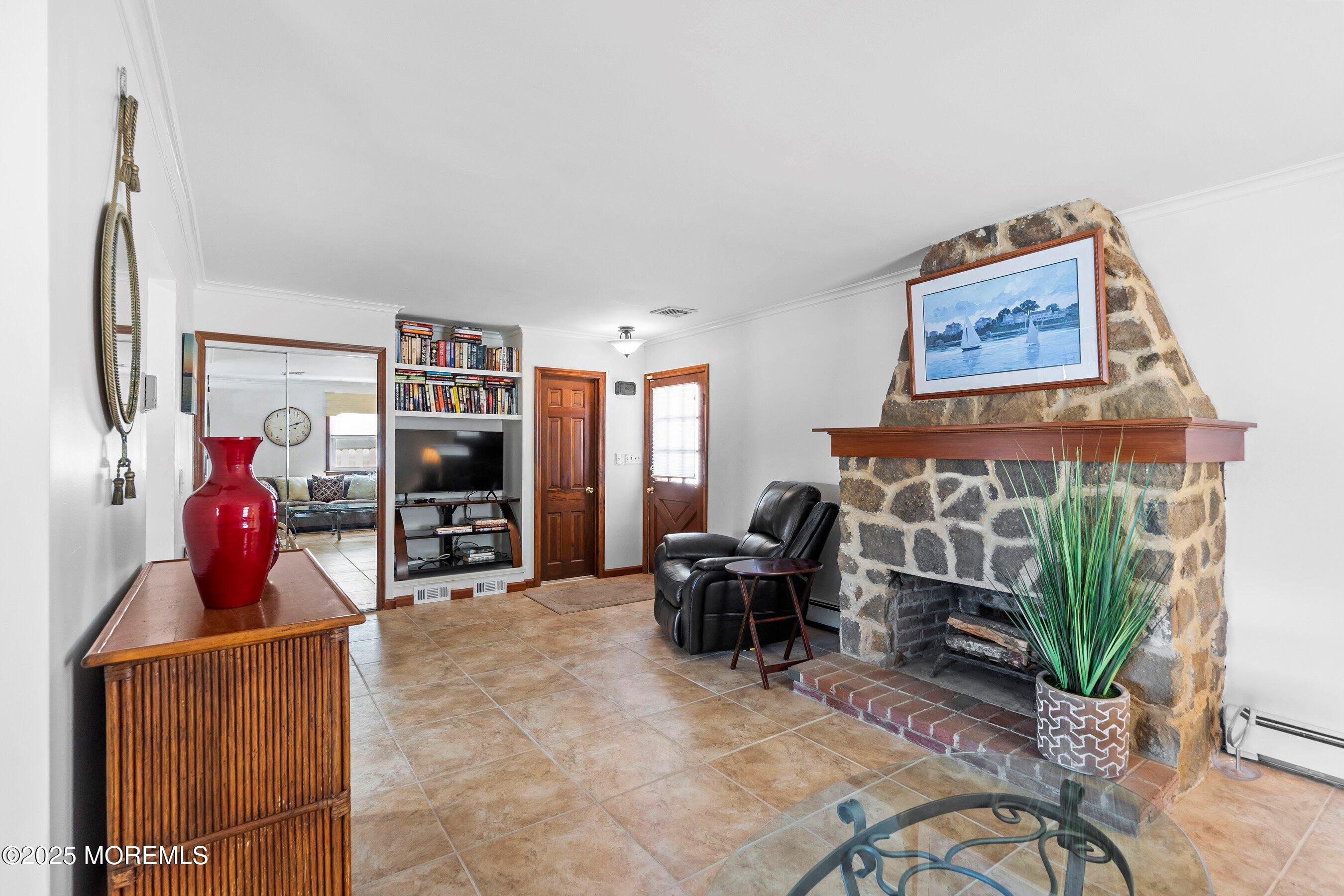 106 Seagoin Road Brick, NJ 08723 - Photo 5 of 53 08-Living 1C