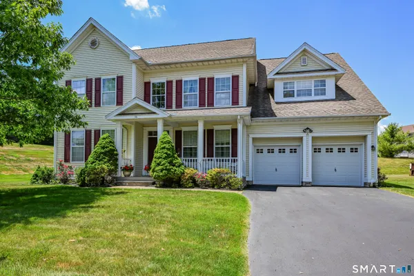 $650,000 | 36 Independence Circle, Middlebury, CT 06762