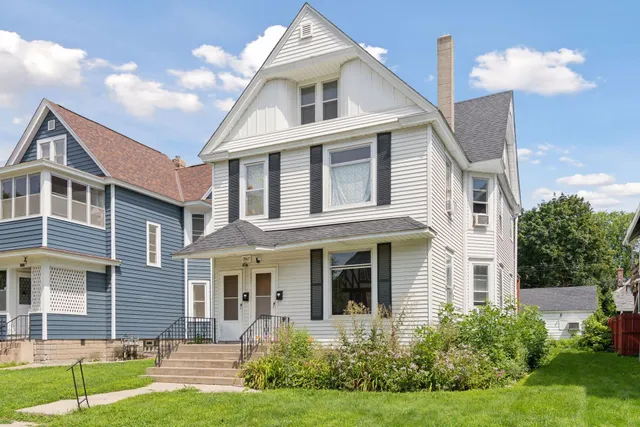 $450,000 | 1947 Fillmore Street Northeast, Minneapolis, MN 55418