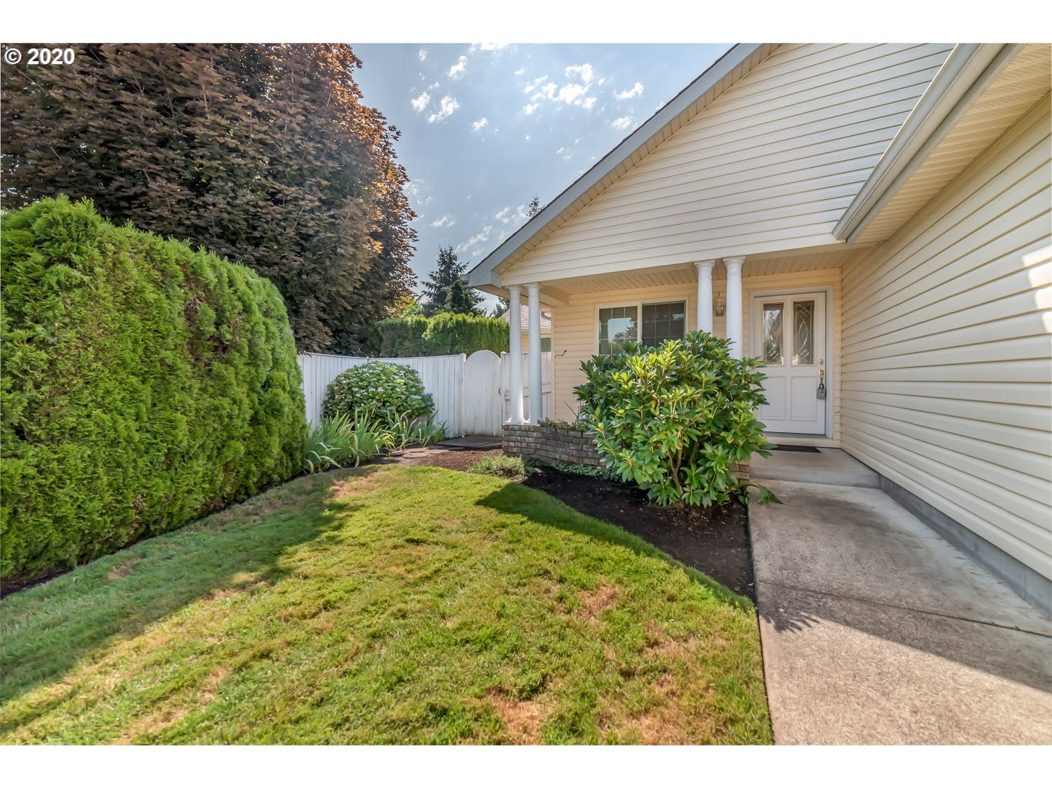 5665 D Street Springfield, OR 97478 - Photo 4 of 32