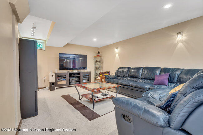 27 Paint Island Spring Road Millstone Township, NJ 08510 - Photo 31 of 38 Finished Basement