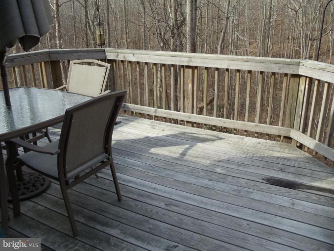 343 Sandy Ridge Road Fredericksburg, VA 22405 - Photo 18 of 25 Deck