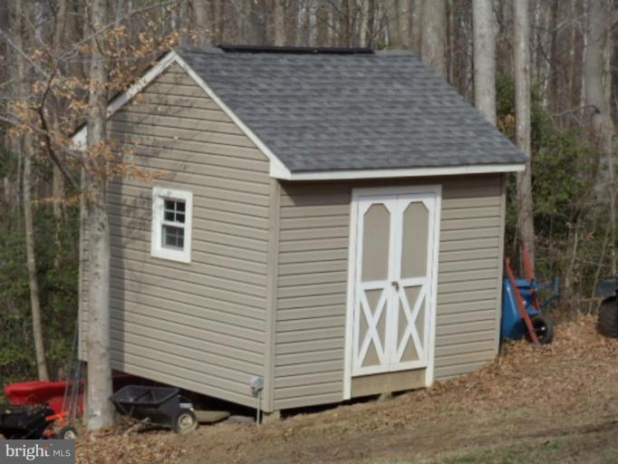 343 Sandy Ridge Road Fredericksburg, VA 22405 - Photo 21 of 25 Shed