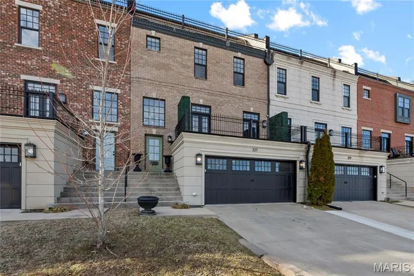 $586,900 | 327 Main Street, Cape Girardeau, MO 63701