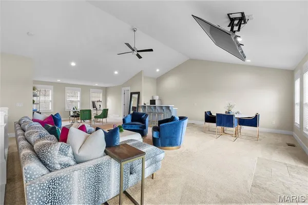 $586,900 | 327 Main Street, Cape Girardeau, MO 63701