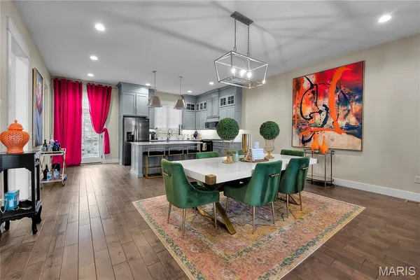 $586,900 | 327 Main Street, Cape Girardeau, MO 63701