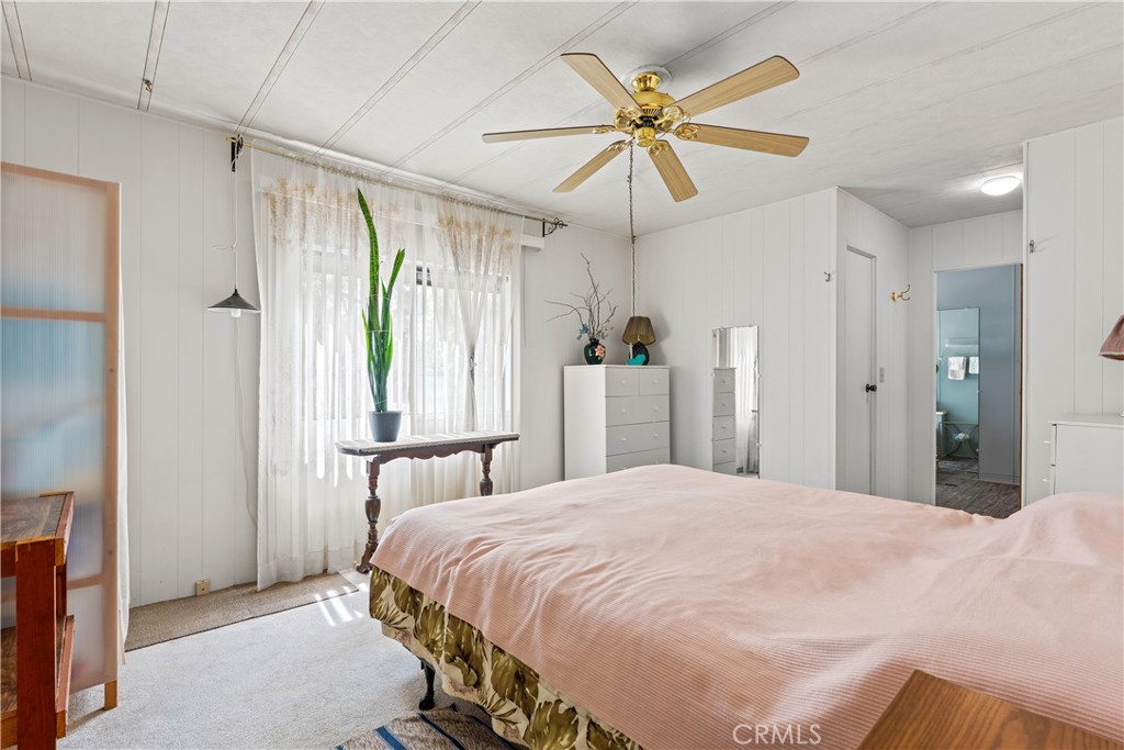 4747 Oak Crest Road, Unit 78 Fallbrook, CA 92028 - Photo 10 of 31 Primary Bedroom