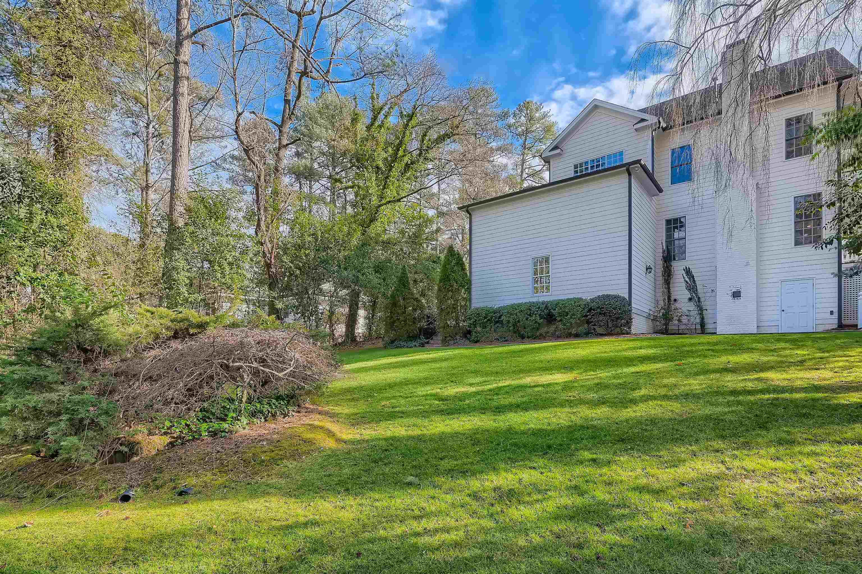 2714 Rosedale Avenue Raleigh, NC 27607 - Photo 26 of 28 Backyard