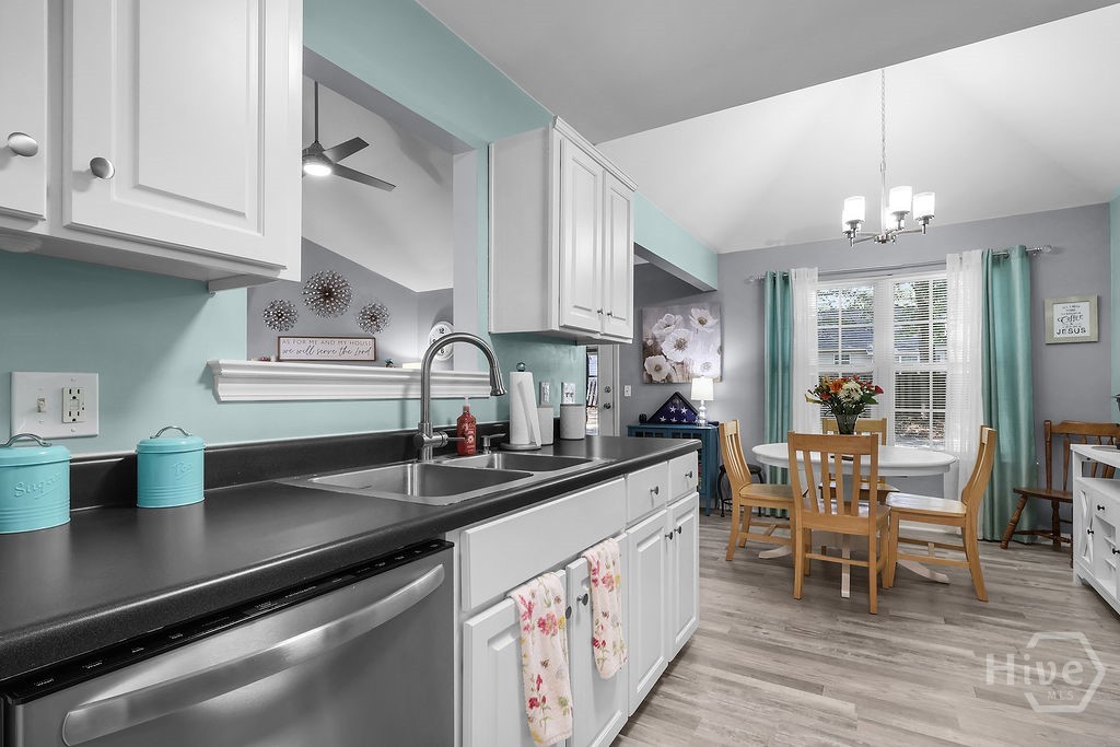 141 Brookstone Way Rincon, GA 31326 - Photo 22 of 47 Kitchen