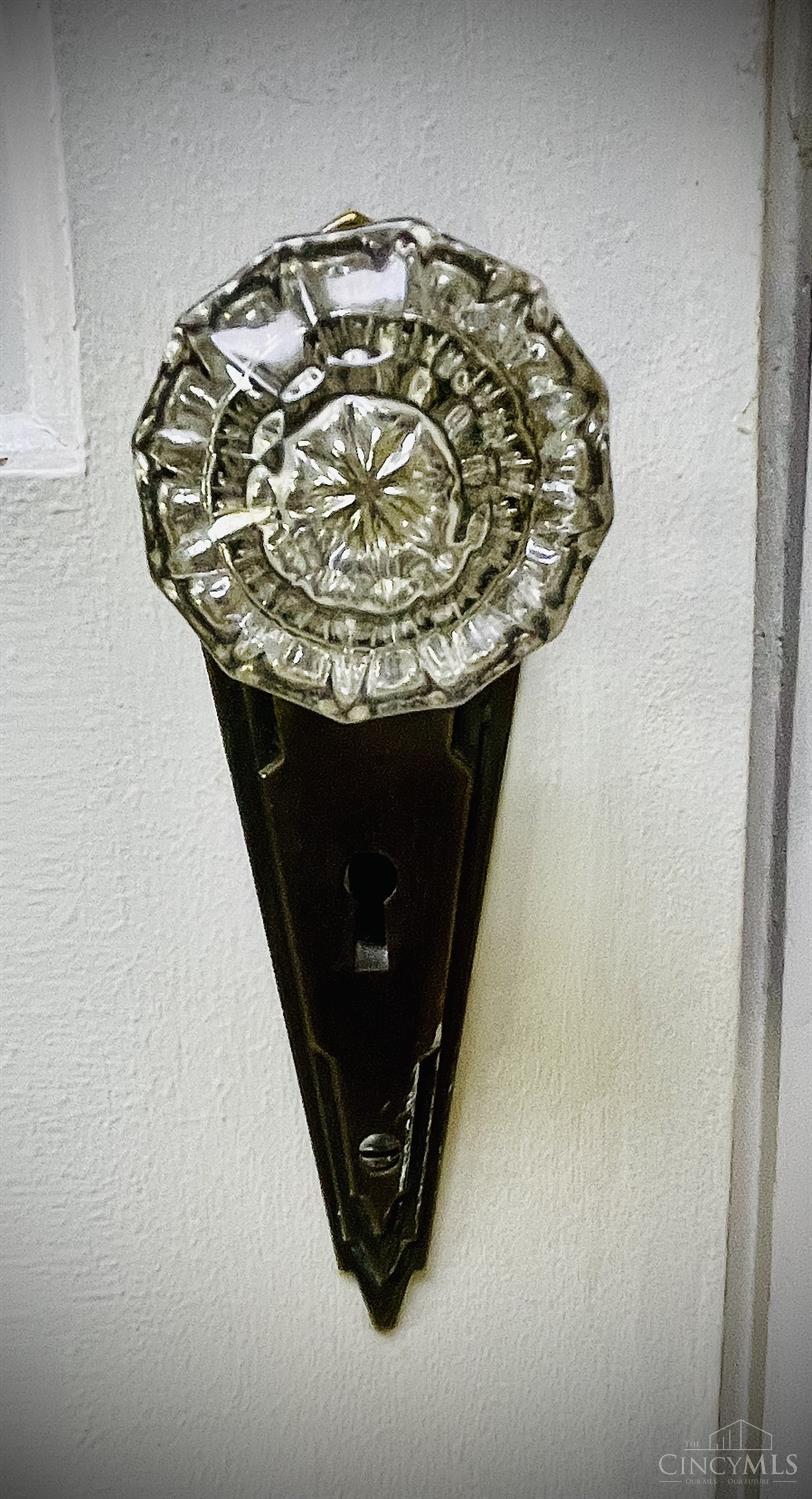 8718 Plainfield Road Cincinnati, OH 45236 - Photo 18 of 26 Gallery Image 18