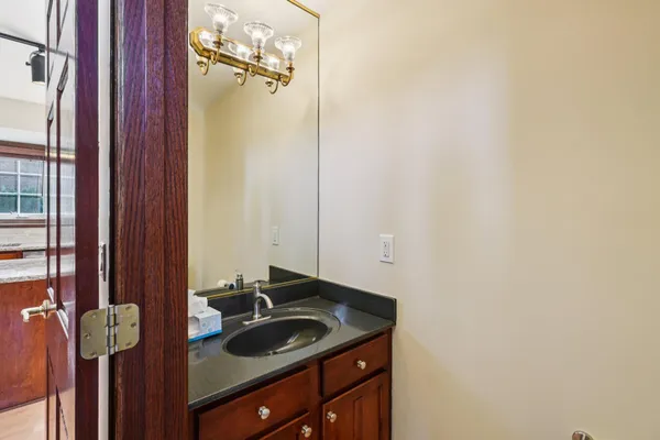 $700,000 | 3808 Briar Parkway, Ann Arbor, MI 48108