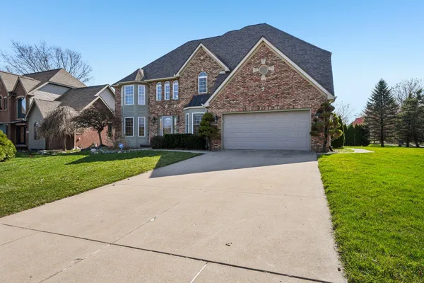 $700,000 | 3808 Briar Parkway, Ann Arbor, MI 48108