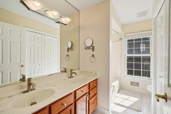 $700,000 | 3808 Briar Parkway, Ann Arbor, MI 48108