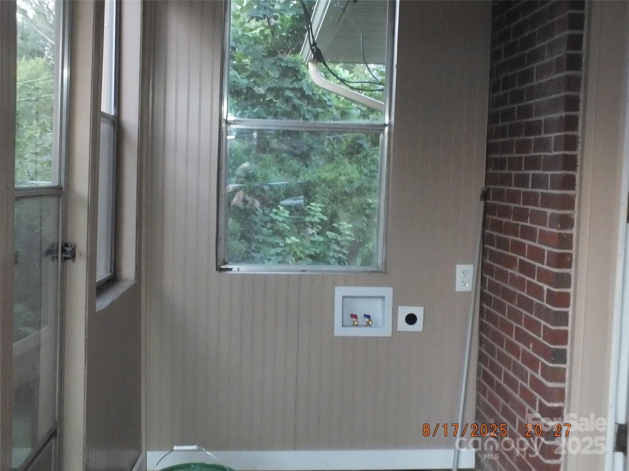 414 West Springs Street Lancaster, SC 29720 - Photo 27 of 27 a view of a door and a window