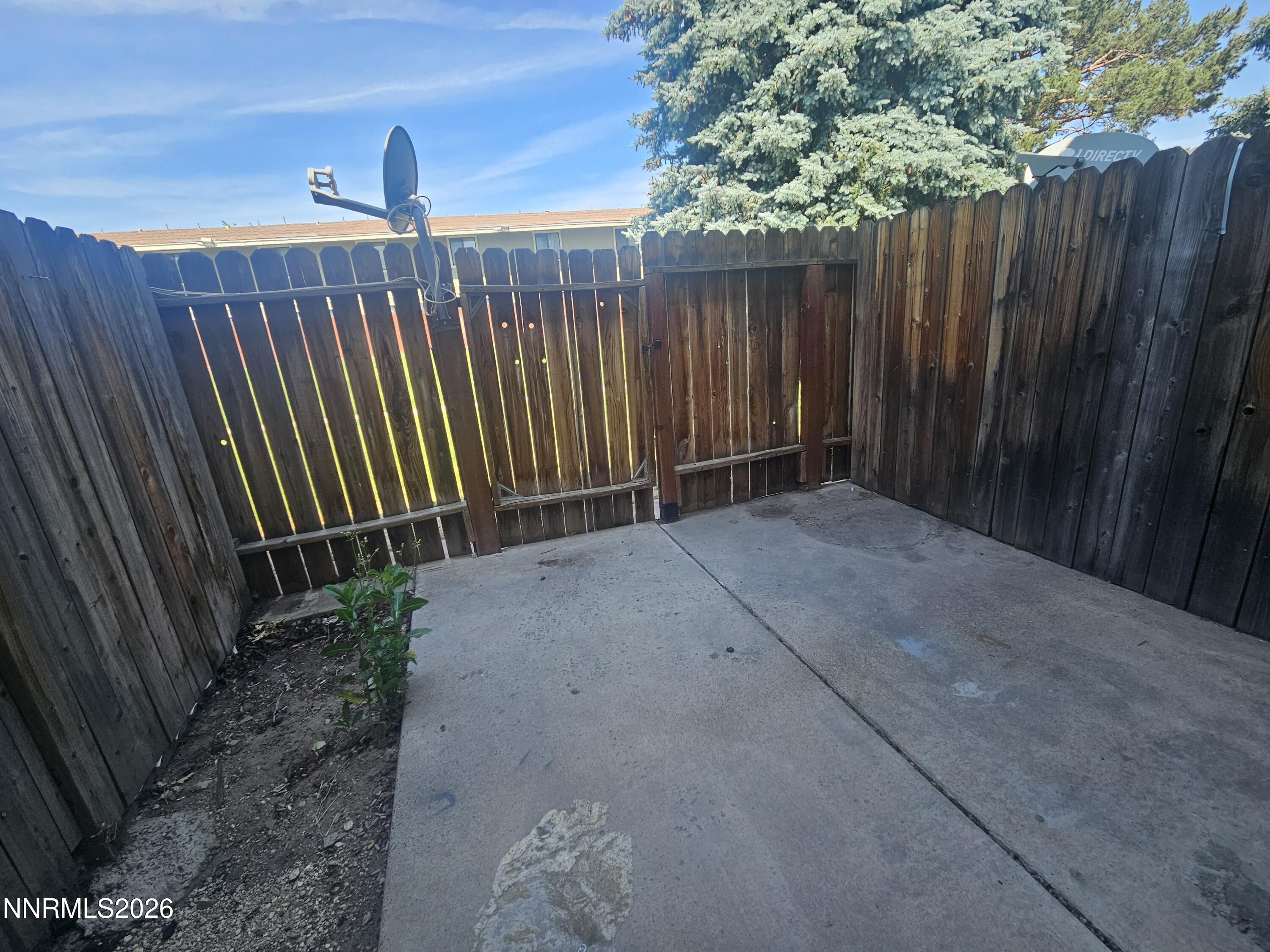 863 Nutmeg Place, Unit 12 Reno, NV 89502 - Photo 15 of 31 20260617_103551