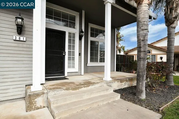 a view of a entrance door of the house