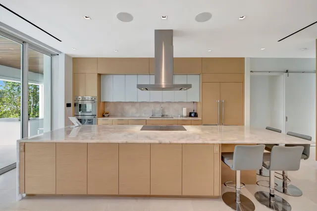 $14,995,000 | 6900 Southeast Harbor Circle, Stuart, FL 34996