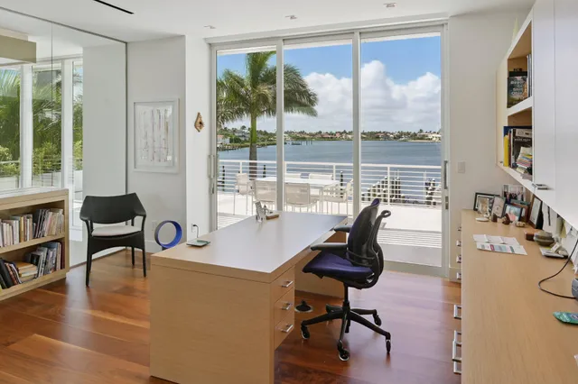 $14,995,000 | 6900 Southeast Harbor Circle, Stuart, FL 34996