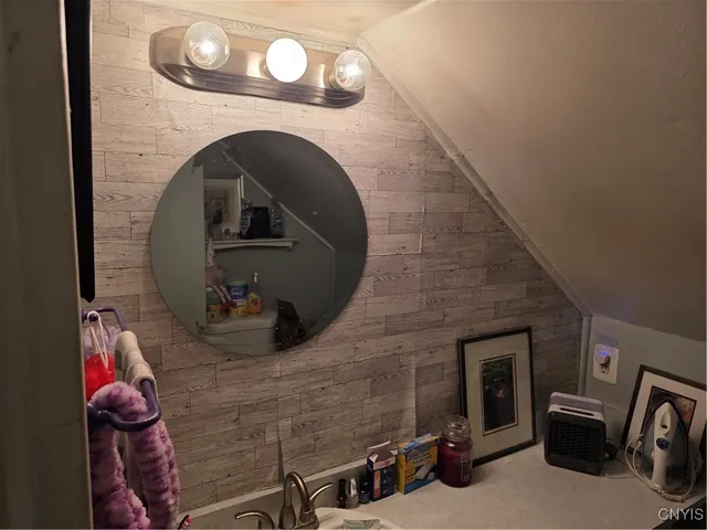 $225,000 | 106 Lincoln Avenue North, Salina, NY 13088