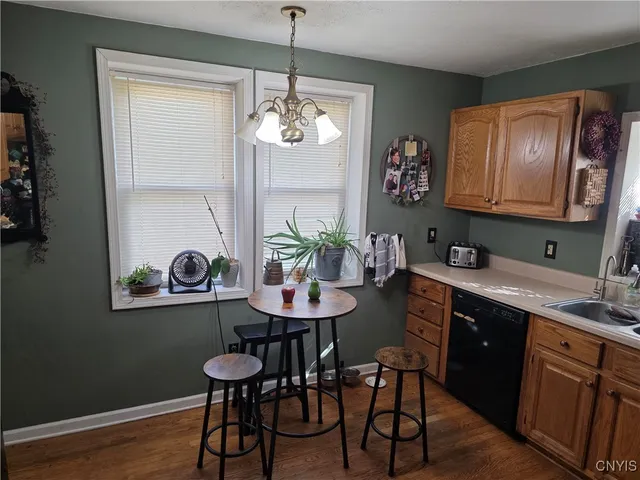 $225,000 | 106 Lincoln Avenue North, Salina, NY 13088