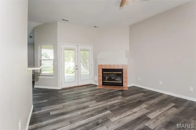 $1,945 | 218 Brower Lane, Florissant, MO 63031