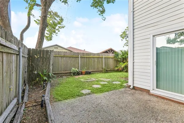 $144,000 | 901 Vouray Drive, Unit C, Kenner, LA 70065