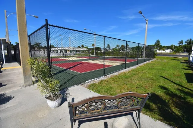 a view of a tennis court