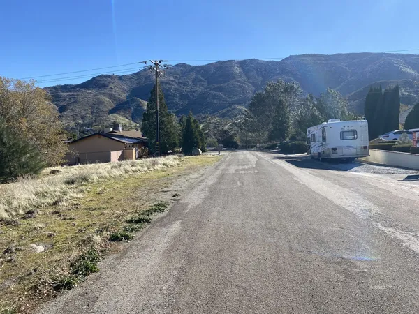 $25,000 | 2704 Bobcat Drive, Mountain Mesa, CA 93240