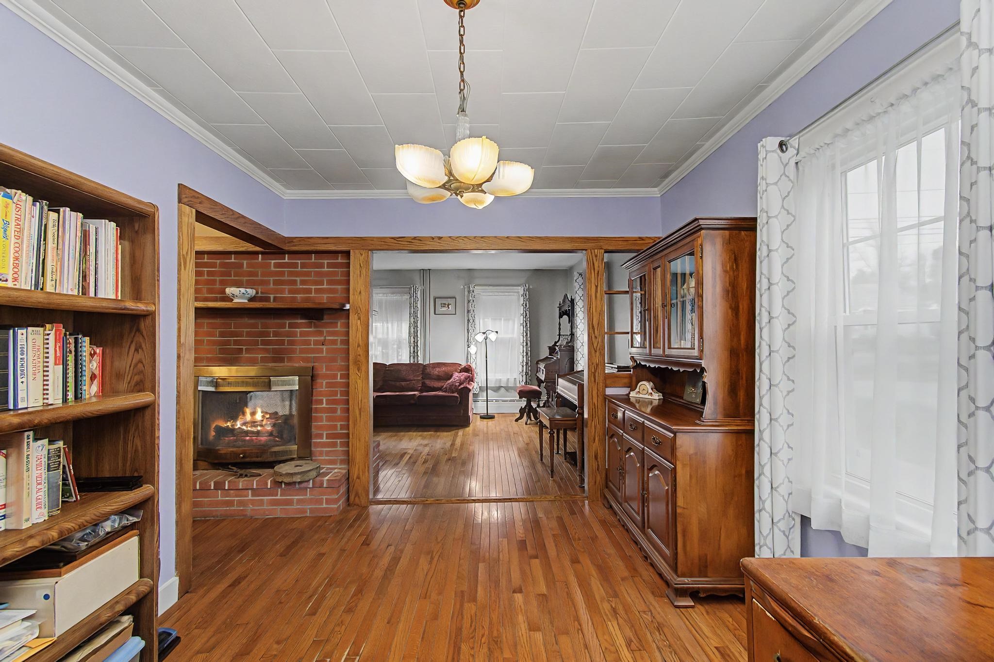 18 Diamond Street St. Albans, VT 05478 - Photo 5 of 56
