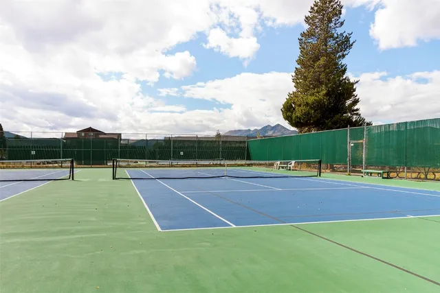 a view of a tennis court