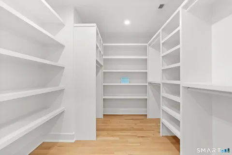 $1,999,000 | 31 High Ridge Road, Fairfield, CT 06825