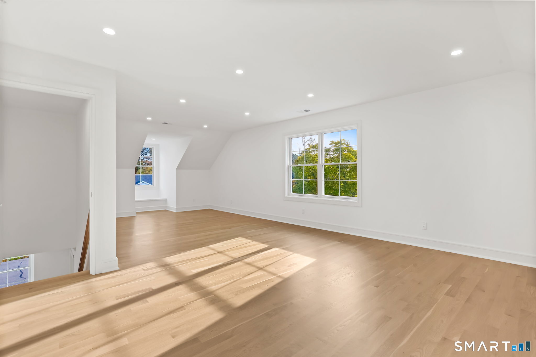 31 High Ridge Road Fairfield, CT 06825 - Photo 27 of 37