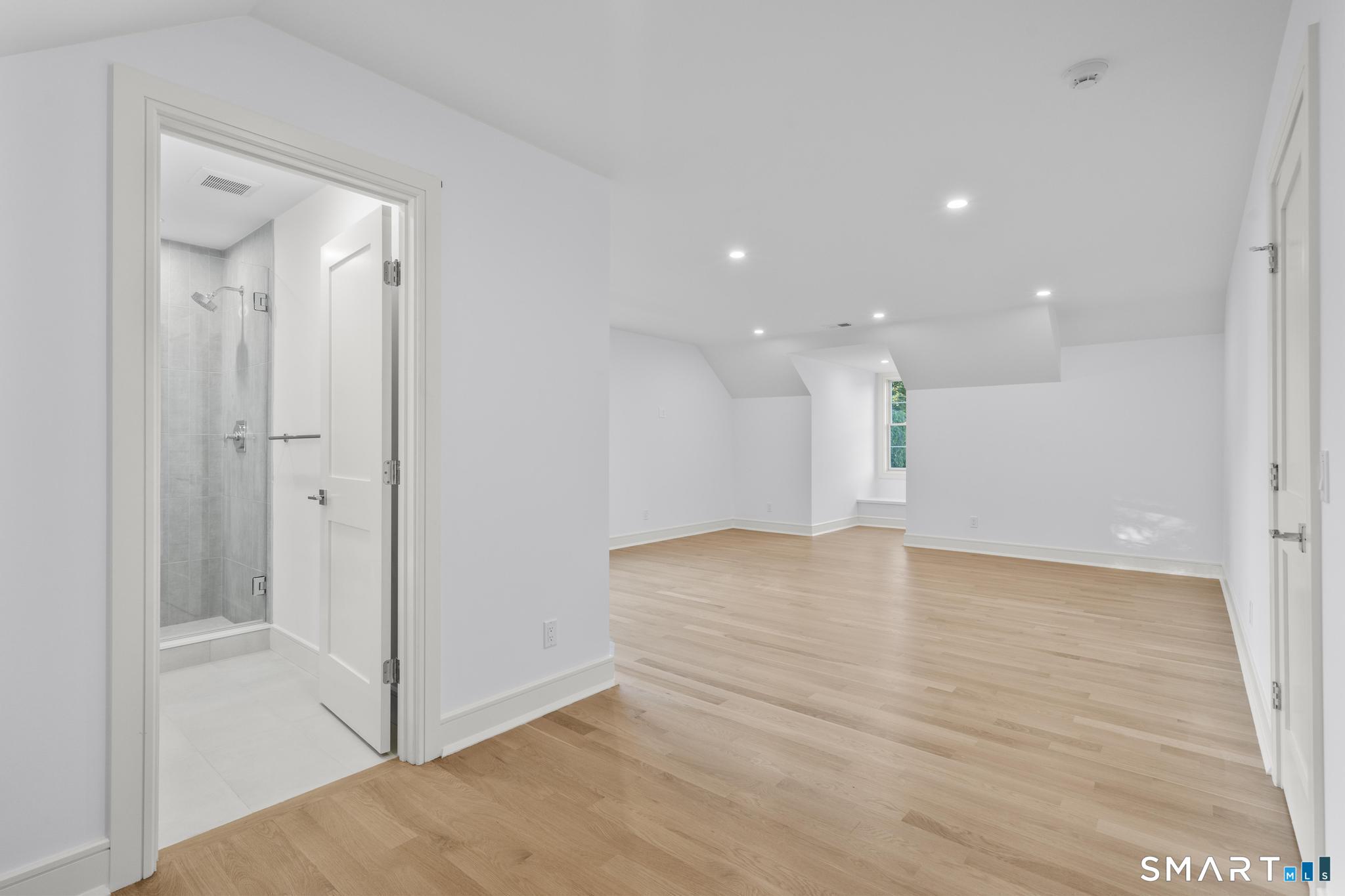 31 High Ridge Road Fairfield, CT 06825 - Photo 28 of 37