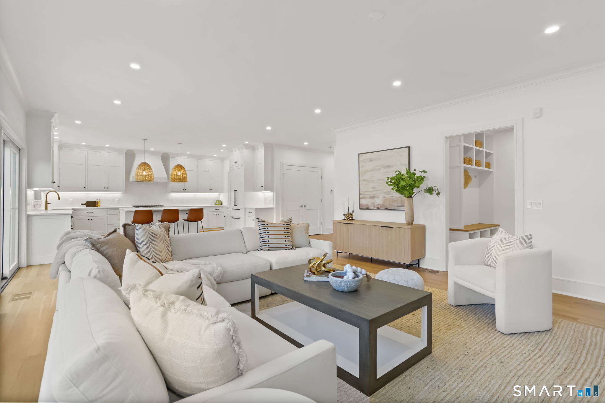 31 High Ridge Road Fairfield, CT 06825 - Photo 3 of 37