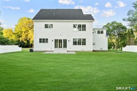 $1,999,000 | 31 High Ridge Road, Fairfield, CT 06825