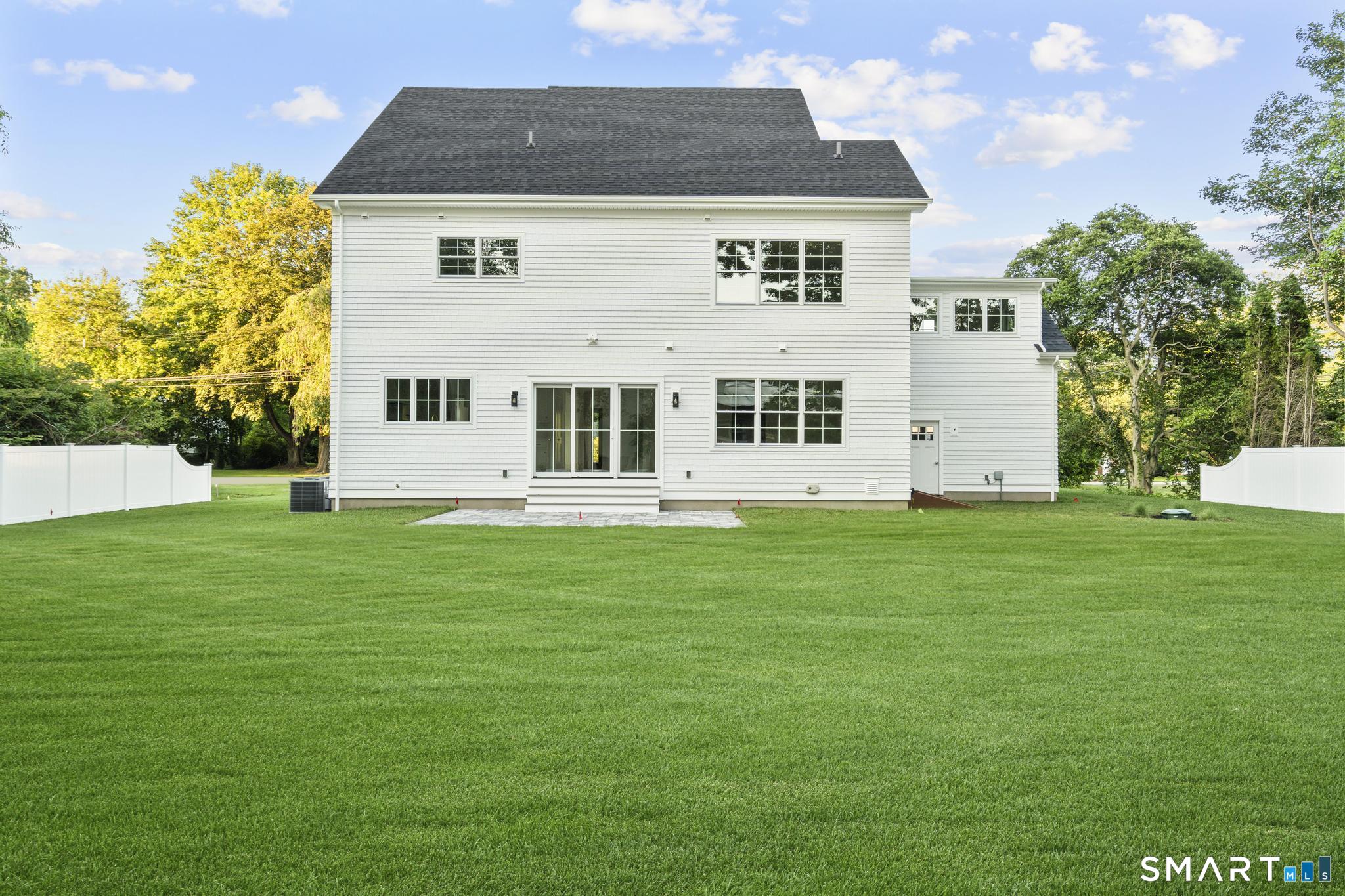 31 High Ridge Road Fairfield, CT 06825 - Photo 33 of 37