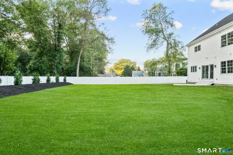 $1,999,000 | 31 High Ridge Road, Fairfield, CT 06825