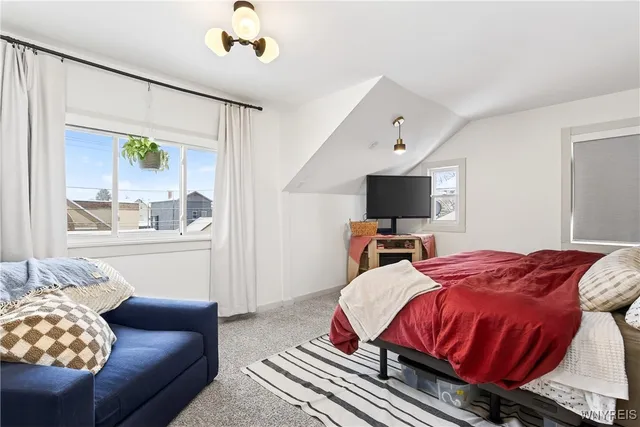 $389,900 | 36 Lyndhurst Avenue, Buffalo, NY 14216