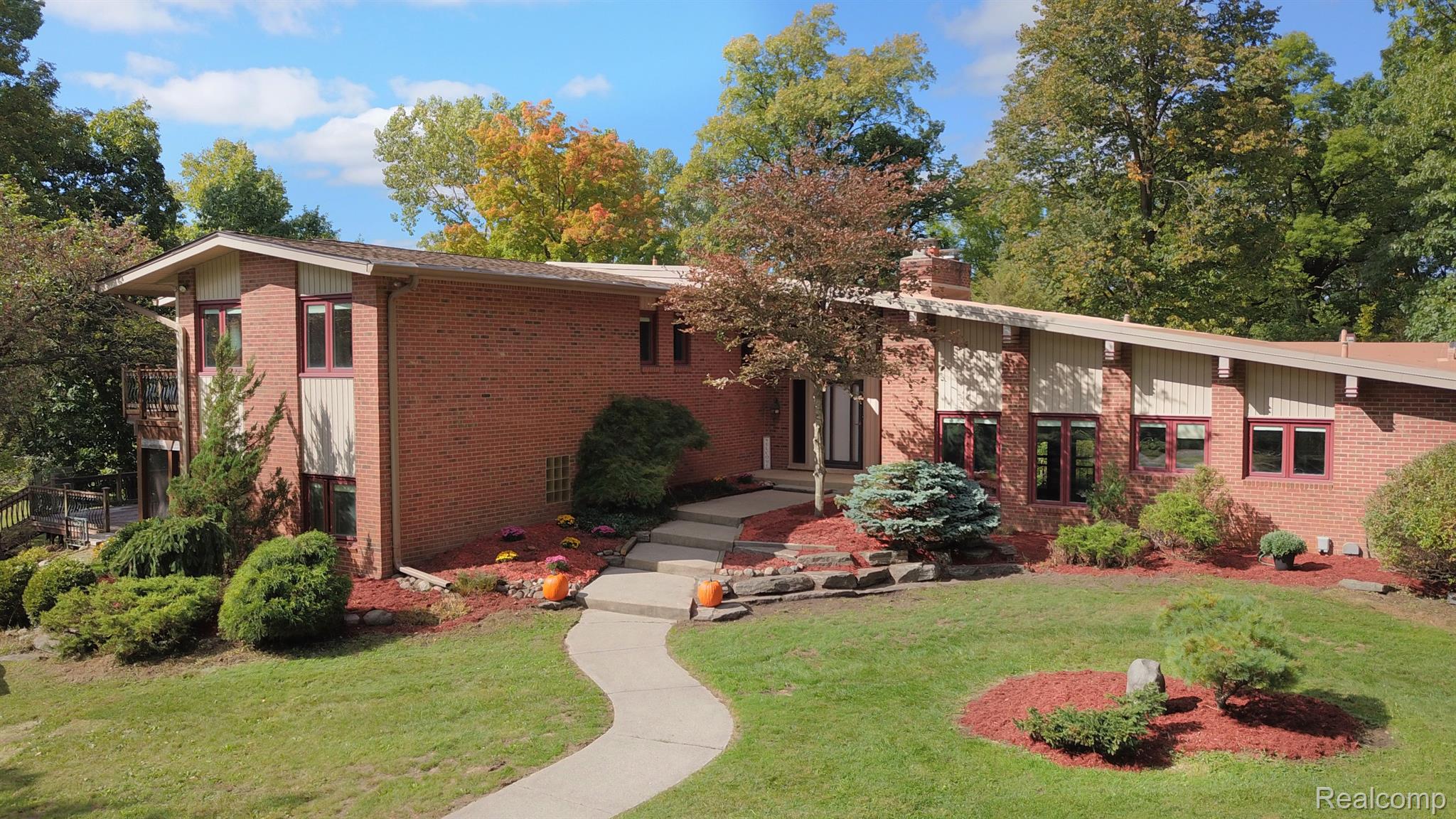 16291 Worden Road Holly, MI 48442 - Photo 2 of 52