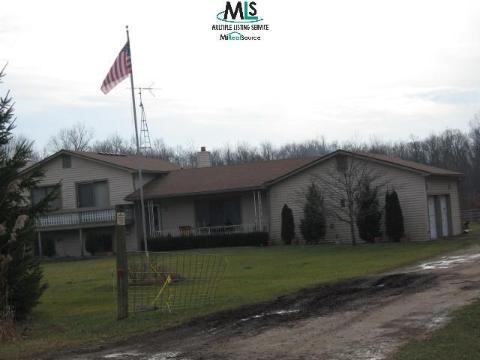 5533 Roberts Road Marine City, MI 48039 - Photo 1 of 9 703871.JPG