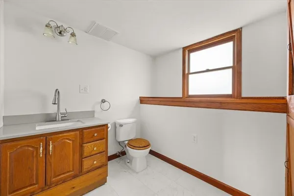 $579,999 | 37 Annawon Drive, Halifax, MA 02338