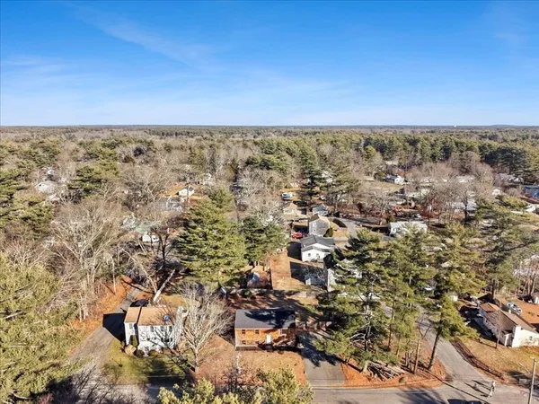$579,999 | 37 Annawon Drive, Halifax, MA 02338