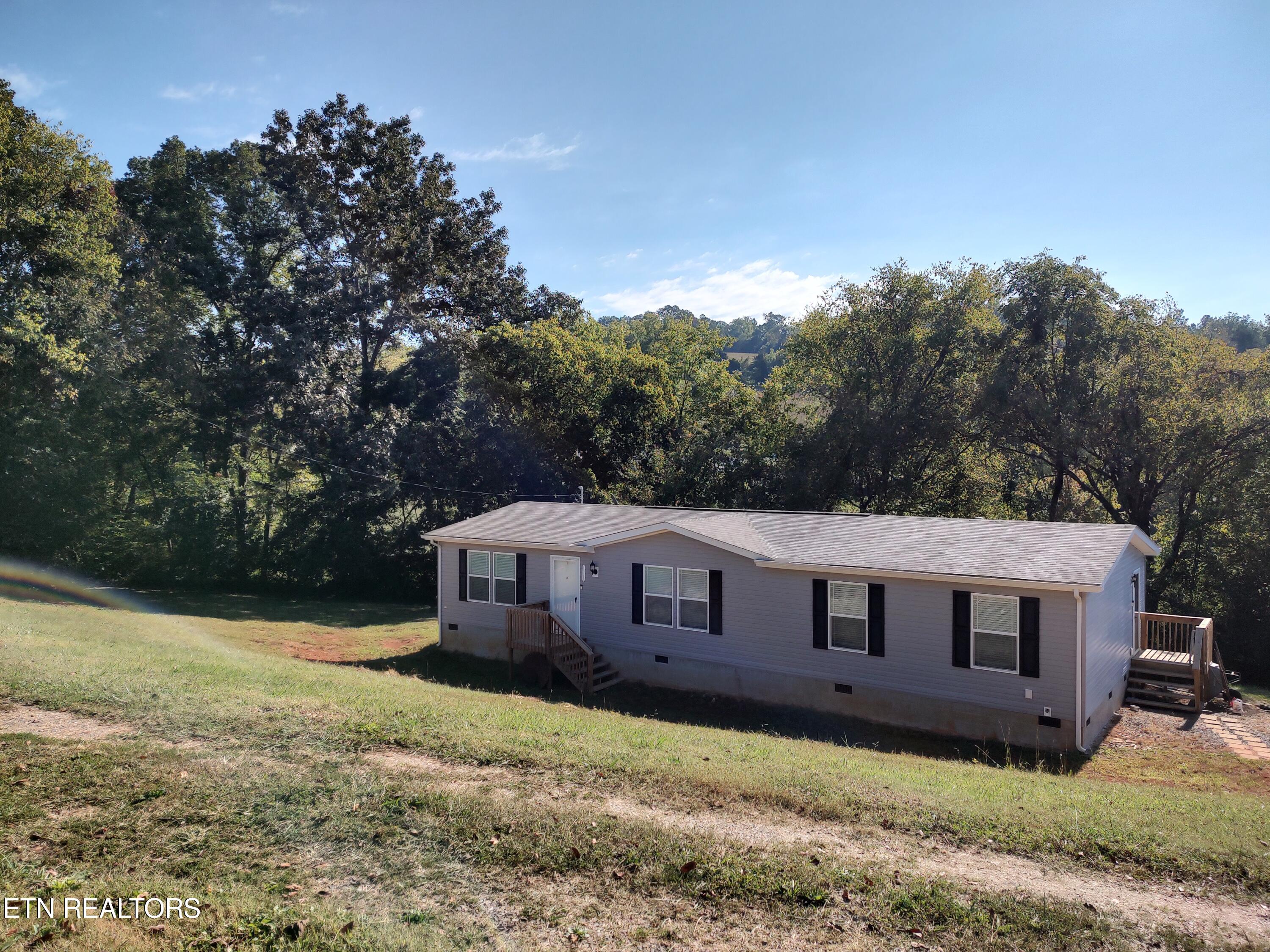 1025 Shields Ridge Road New Market, TN 37820 - Photo 2 of 27 IMG_20231001_102155248_HDR
