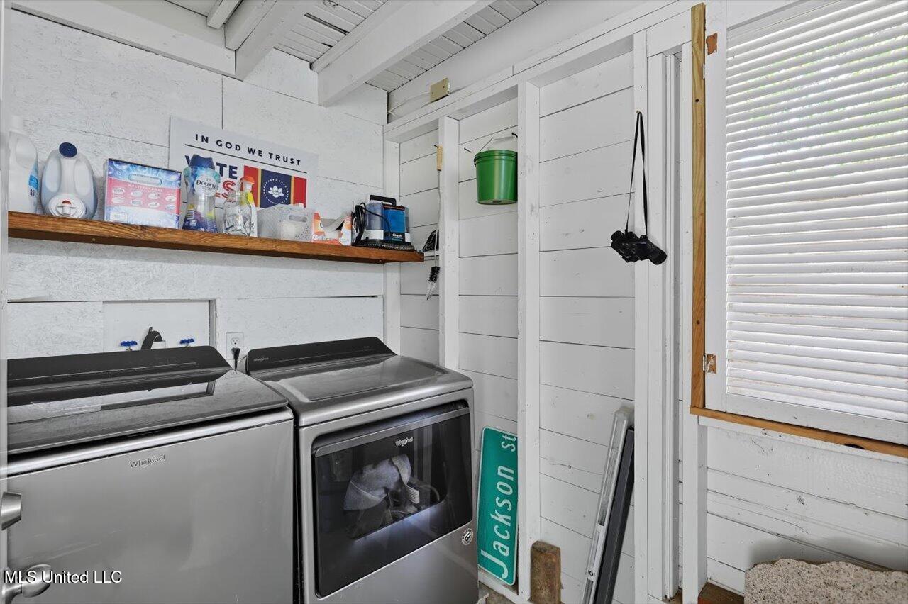 4528 Meadow Ridge Drive Jackson, MS 39206 - Photo 25 of 29 25-4528 Meadow Ridge Dr _ Home Tours MS