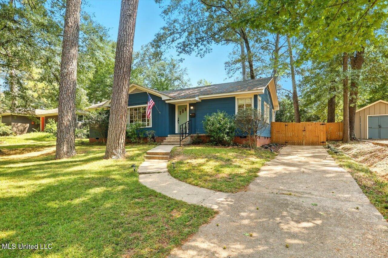 4528 Meadow Ridge Drive Jackson, MS 39206 - Photo 4 of 29 04-4528 Meadow Ridge Dr _ Home Tours MS