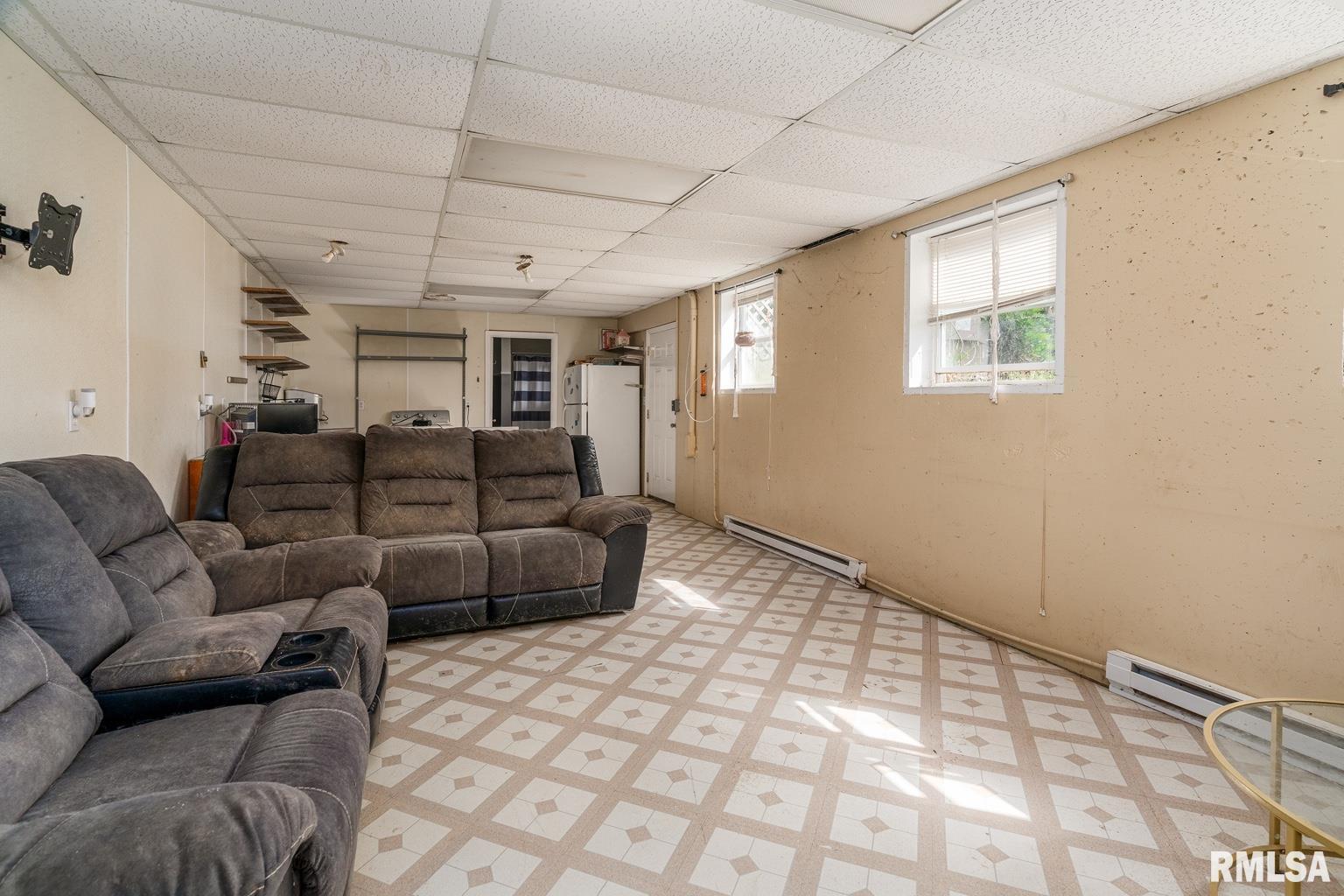 18879 Streetcar Road Pittsburg, IL 62974 - Photo 14 of 17 Gallery Image 14