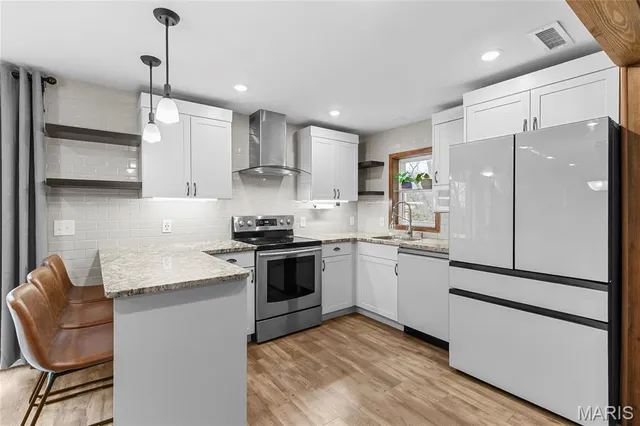 $359,900 | 814 Bald Hill Road, Eureka, MO 63025