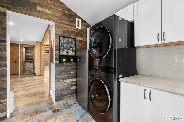 $345,000 | 814 Bald Hill Road, Eureka, MO 63025