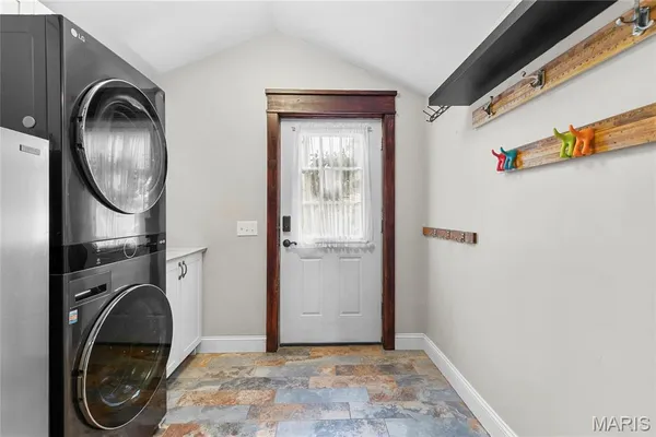 $345,000 | 814 Bald Hill Road, Eureka, MO 63025